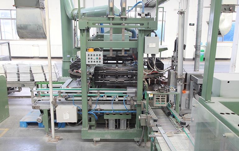 全自動(dòng)鑄焊機(jī)